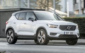 Volvo XC40 T5 Plug-in Hybrid R-Design (UK) '2020
